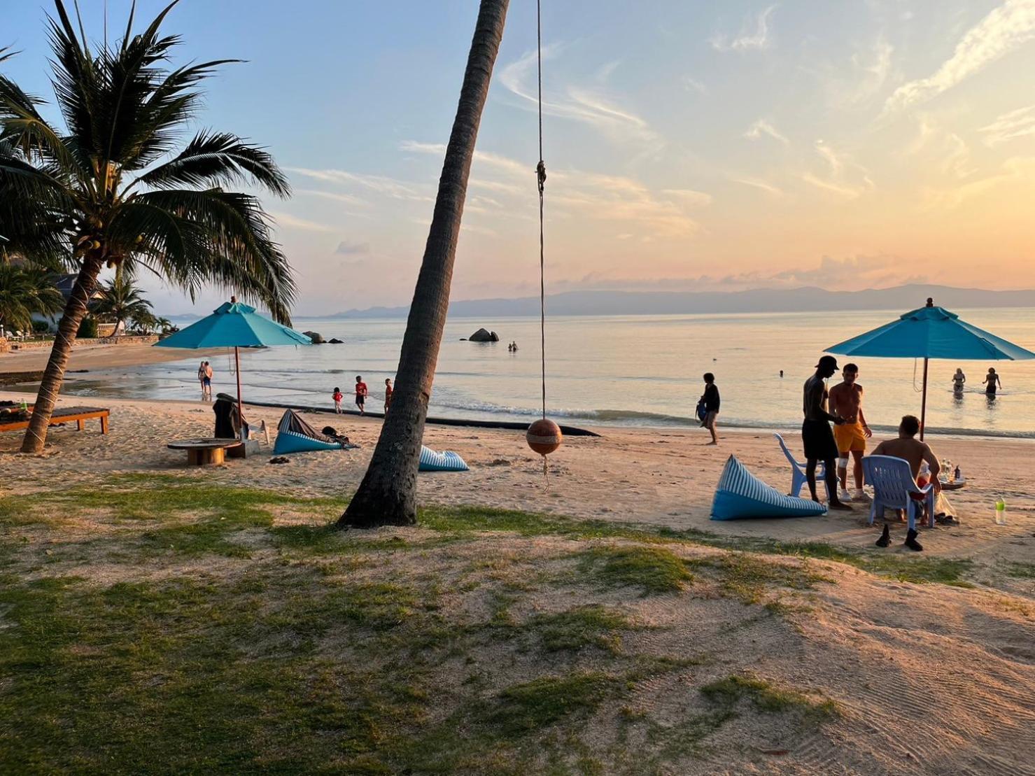 Sunsea Resort Baan Khai Bagian luar foto